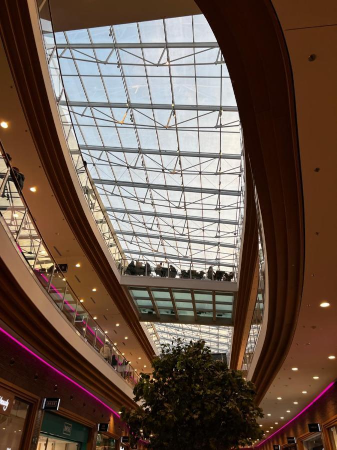 Апартаменты Tirou 5 Centre - Gare - Aeroport Шарлеруа Экстерьер фото
